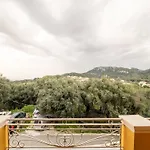 Alexandra House Nyaraló *