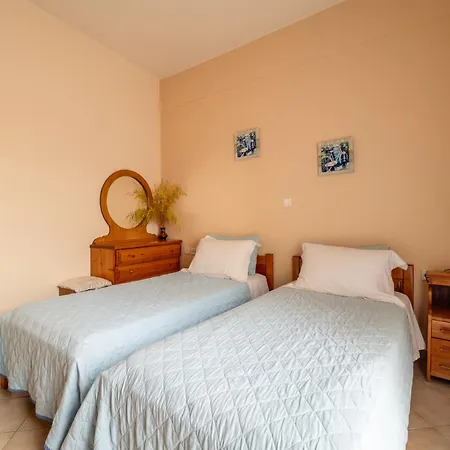 Alexandra House Nyaraló