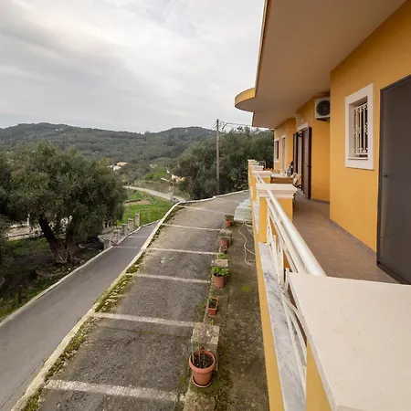 Nyaraló Alexandra House *